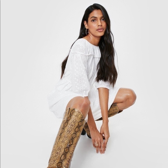 NASTY Gal Brodierie Smock Tie Back Mini Dress - Picture 1 of 7
